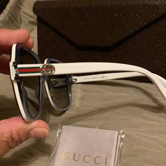 🛑SOLD🛑Gucci Sunglasses Excellent Condition✳️ - Picture 6 of 11
